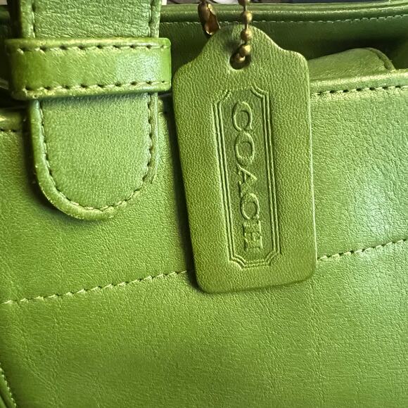VTG Coach SoHo Buckle Bag 4157 Leaf Green Leather Shoulder Tote USA 1997 - Picture 12 of 16